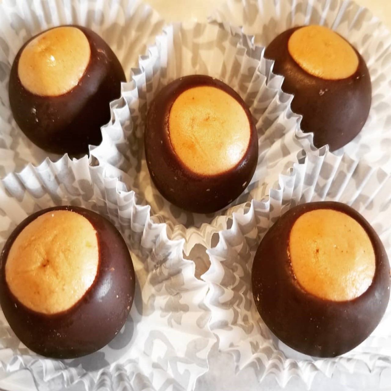 Order BUCKEYES PROTEIN BITES (5 pieces) food online from Vitality Juicery store, Dublin on bringmethat.com