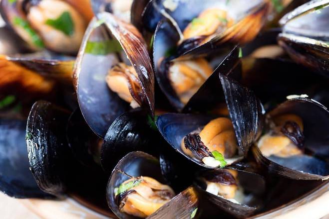 Order Black Mussel 1 LB  food online from Red Hook Cajun Seafood & Bar store, Southaven on bringmethat.com