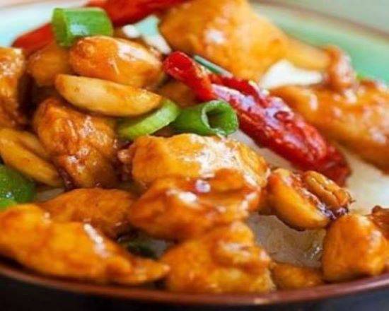 Order Kung Pao Chicken (Spicy) food online from Four Seasons Buffet store, Cerritos on bringmethat.com