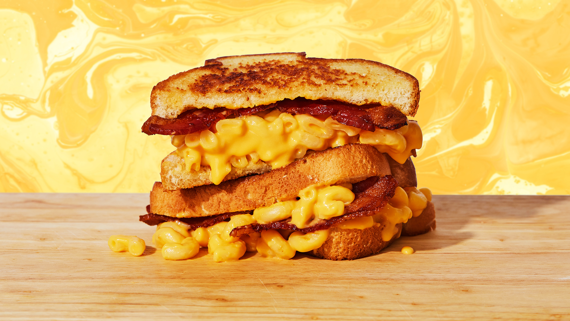Order Mac Attack Grilled Cheese food online from Bel Aire Diner store, Astoria on bringmethat.com