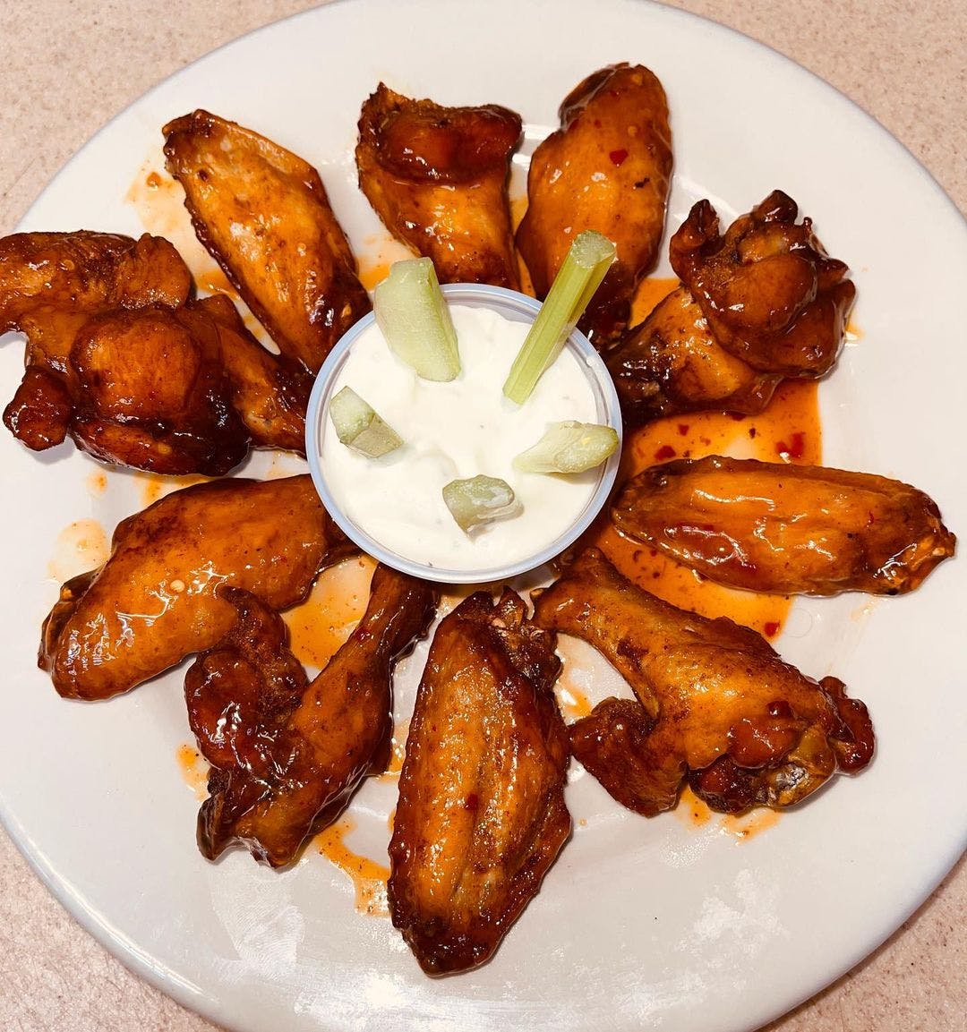 Order Buffalo Wings - 10 Pieces food online from Villagio Pizza store, Philadelphia on bringmethat.com