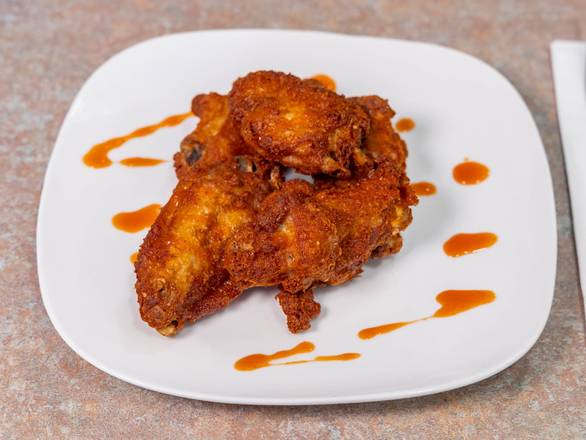 Order Crispy Hot Wings food online from Sal Pizza & Bagelry store, La Verne on bringmethat.com