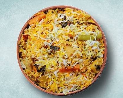 Order Aromatic Vegetable Biryani  food online from Eternal Clay Pot store, Youngstown on bringmethat.com