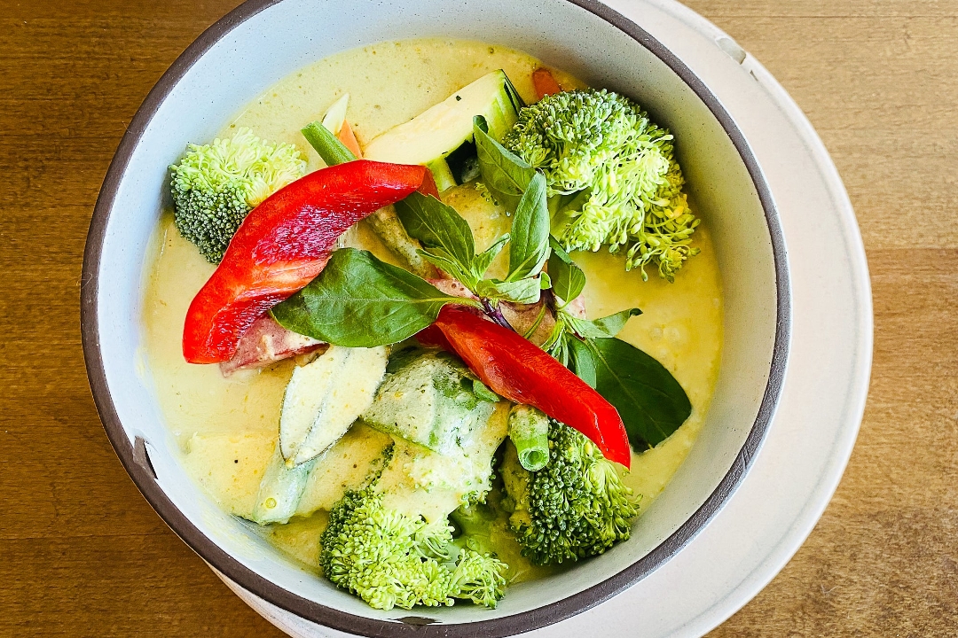 Order Green Curry with Tofu food online from Thai Table store, Berkeley on bringmethat.com