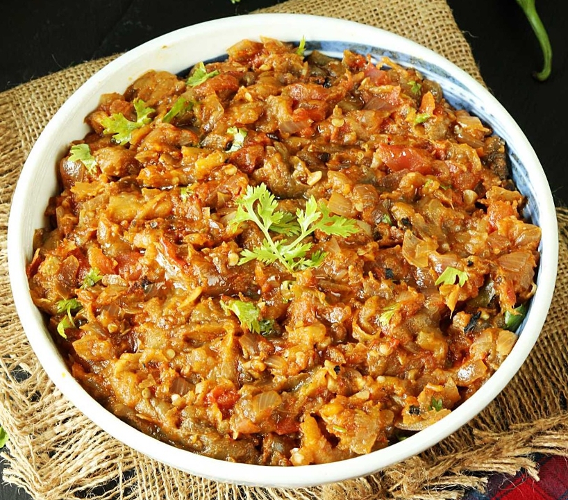 Order Baingan Bhurtha food online from India Oven store, Roseville on bringmethat.com