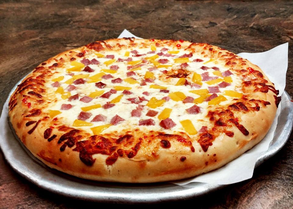 Order Hawaiian Pizza food online from Coccas Pizza store, Cortland on bringmethat.com