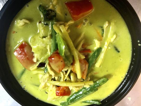 Order Green Curry food online from Chopstixx store, Lawrenceville on bringmethat.com