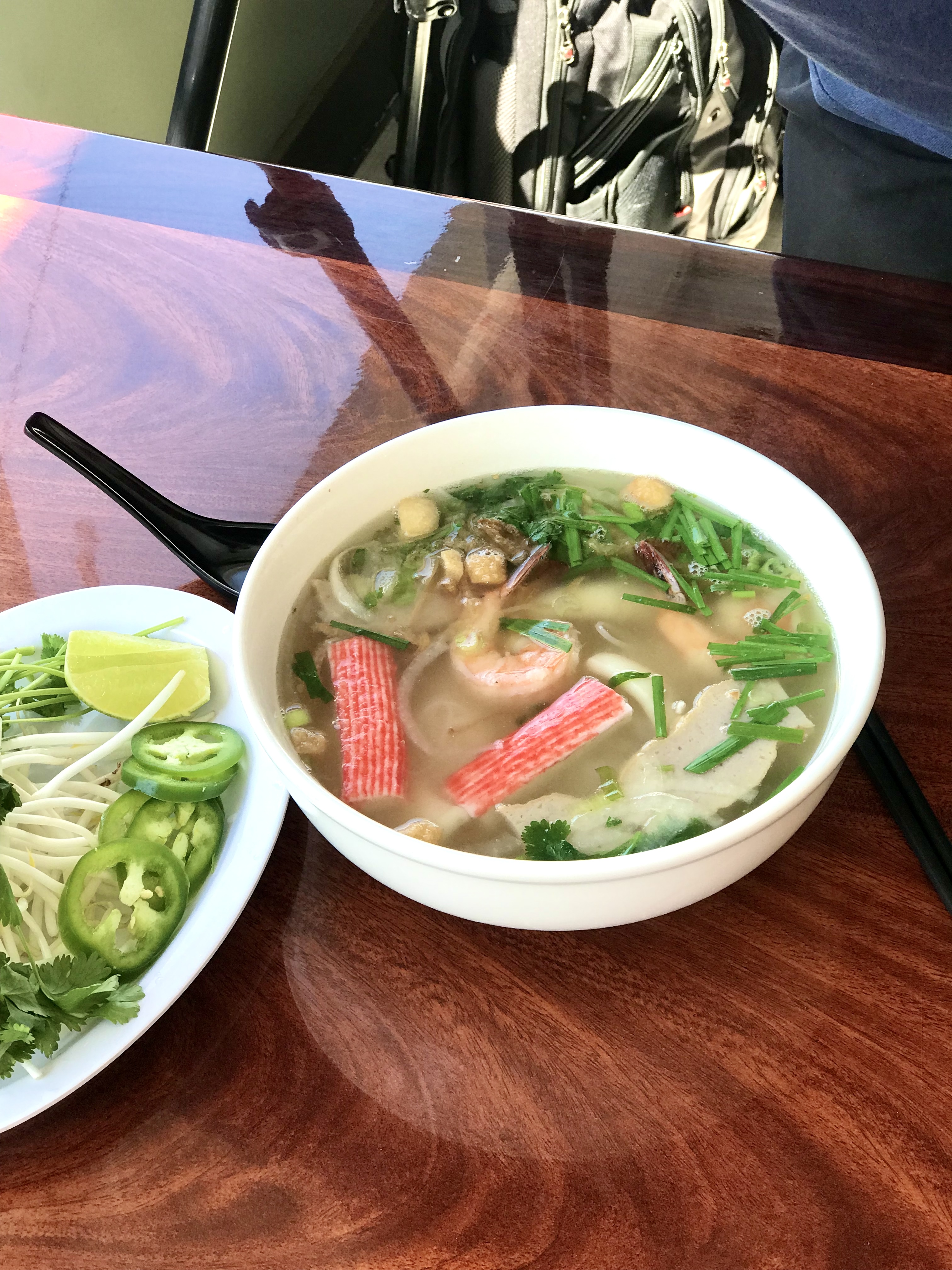 Order 32 Seafood Rice Noodle/ Hu Tieu Hai San food online from Pho Huong Que store, Oakland on bringmethat.com