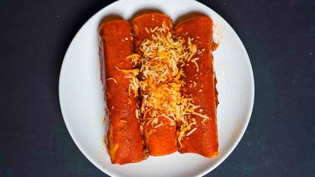 Order Beefy Enchiladas food online from Fork to Fit Kitchen store, Mcallen on bringmethat.com