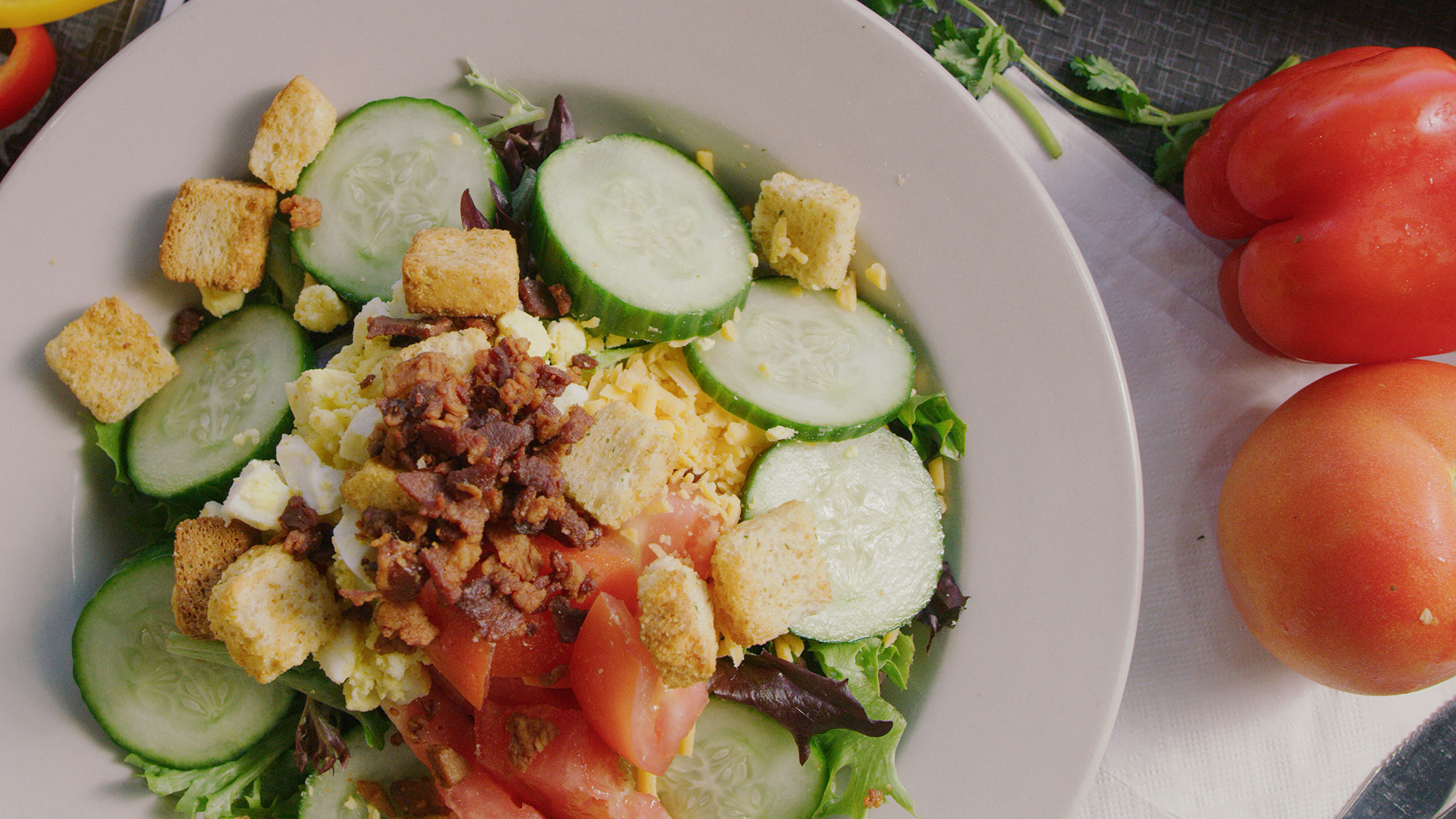 Order HOUSE SALAD food online from South Cobb Diner store, Austell on bringmethat.com