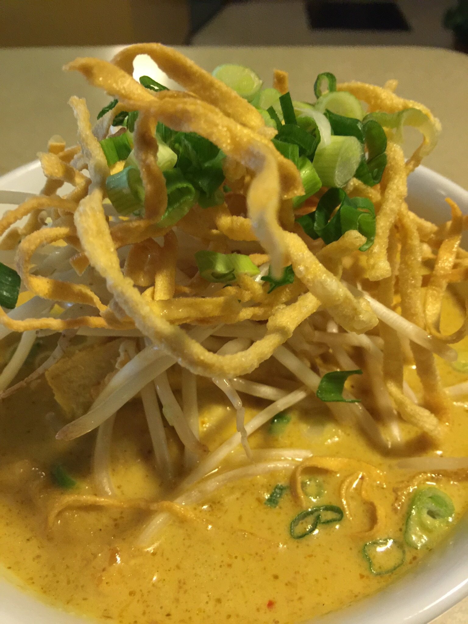 Order Yellow Noodle Curry food online from Noodle N Thai store, Springfield on bringmethat.com