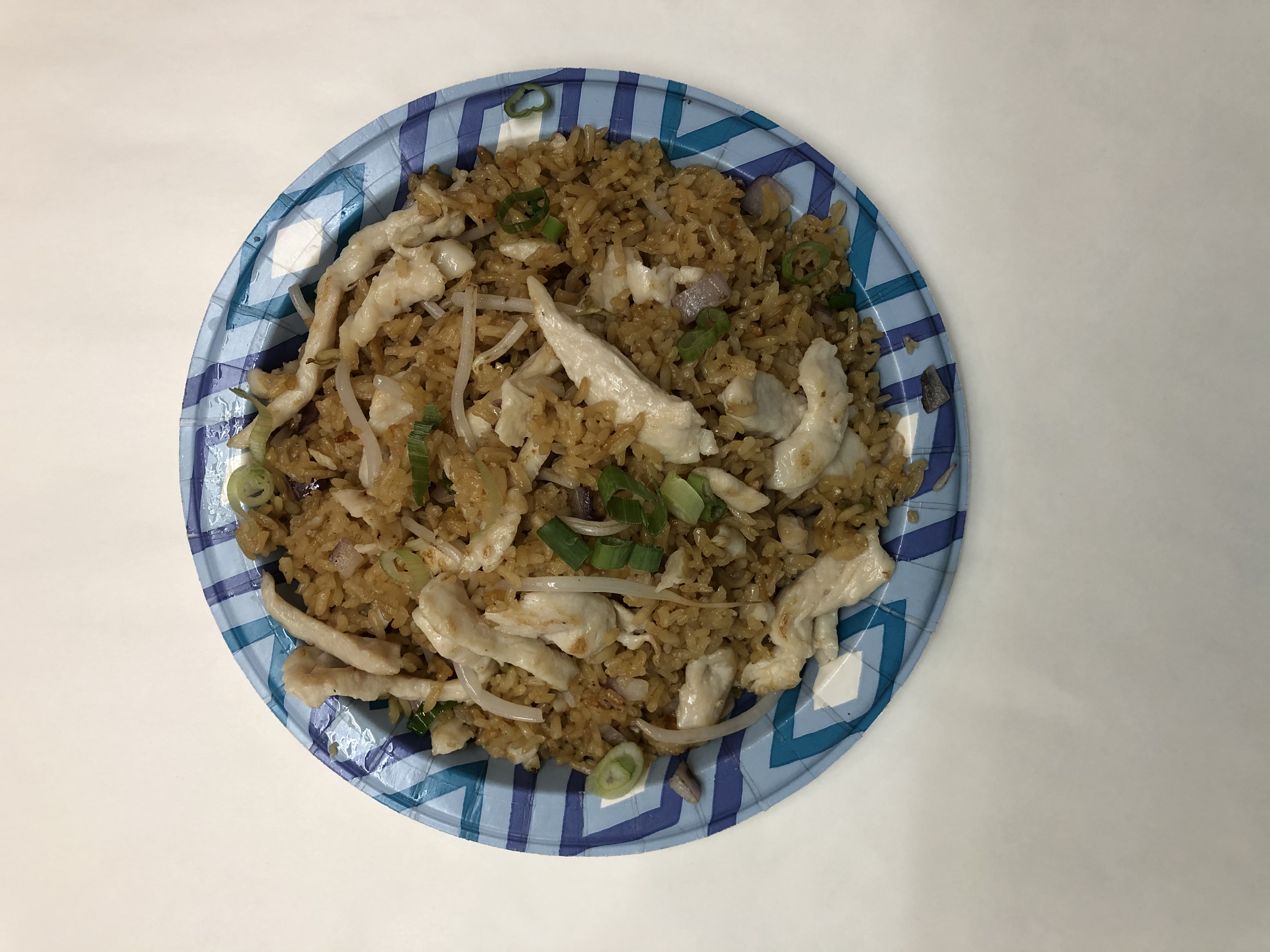 Order 33. Chicken Fried Rice food online from Yeung Fong store, Washington on bringmethat.com