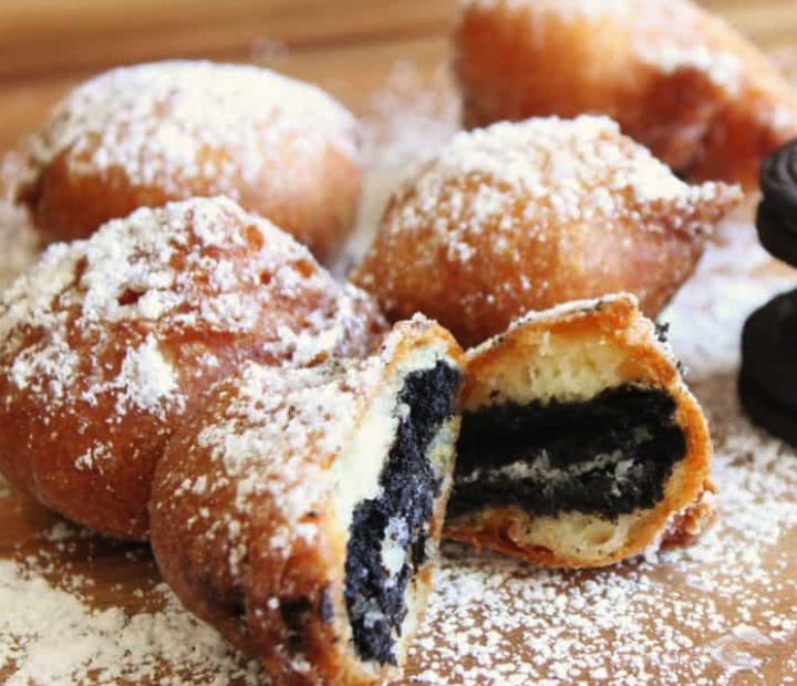 Order Deep Fried Oreos food online from Branded Saloon Catering store, Brooklyn on bringmethat.com