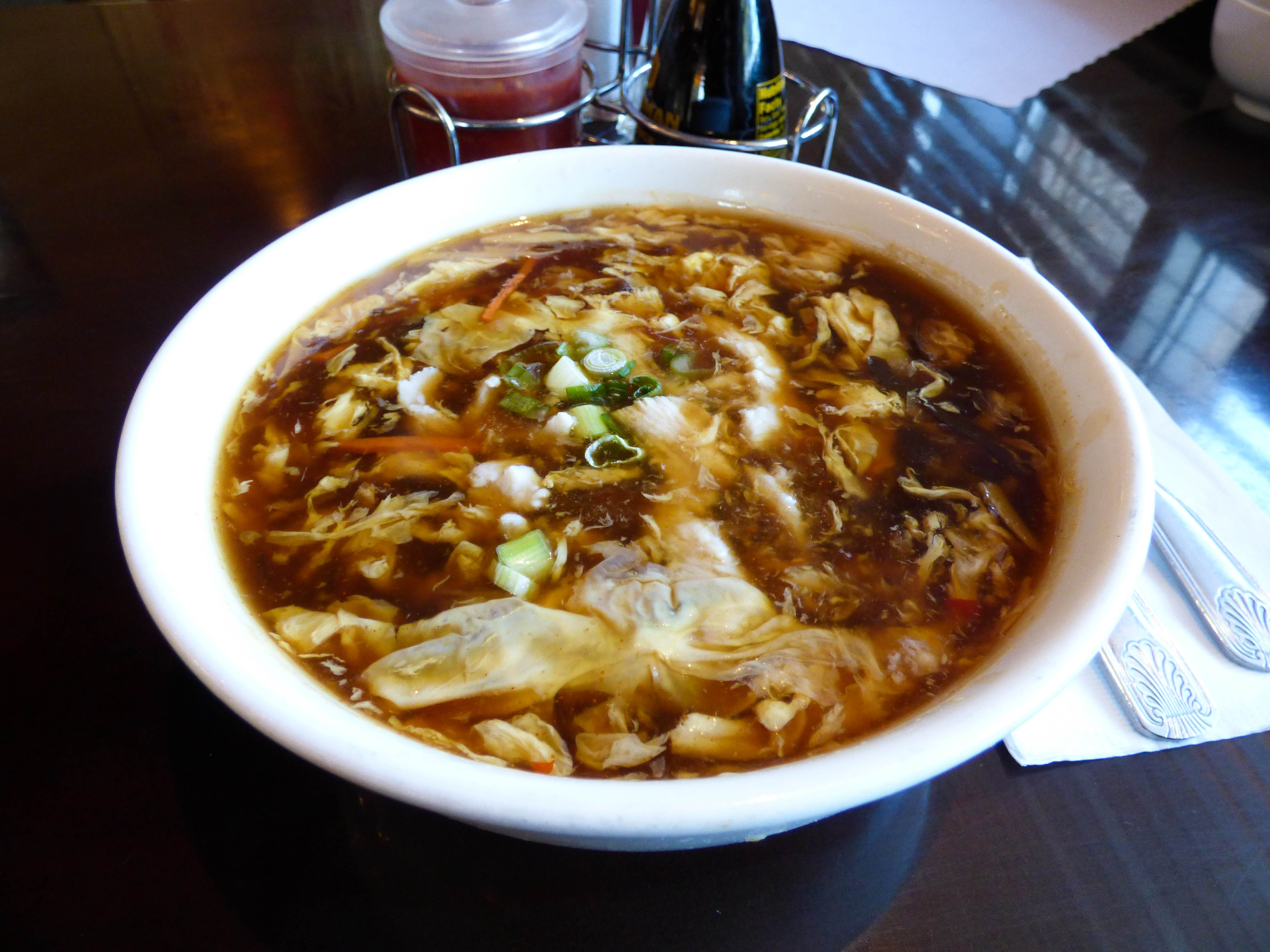 Order Hot and Sour Soup food online from Ginger Cafe store, Gilroy on bringmethat.com