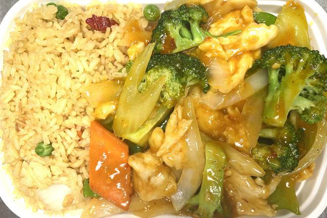 Order Curry Chicken Platter food online from Super China Buffet store, Indianapolis on bringmethat.com
