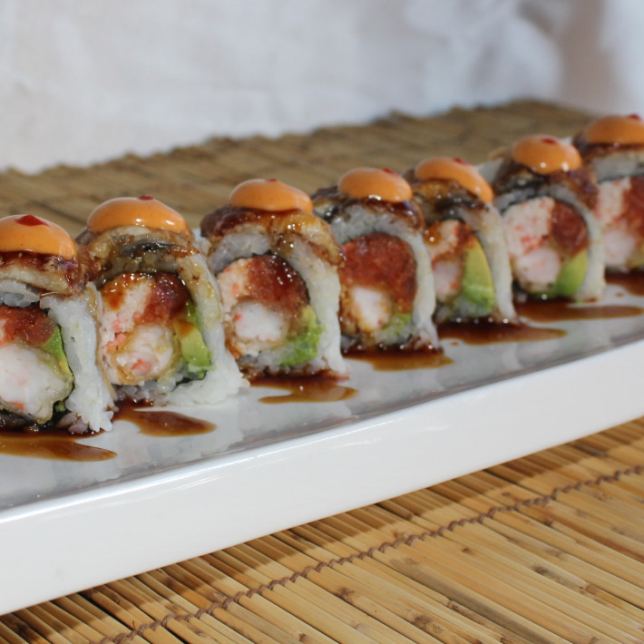 Order Titanic Roll food online from Ike's Japanese Kitchen store, San Francisco on bringmethat.com