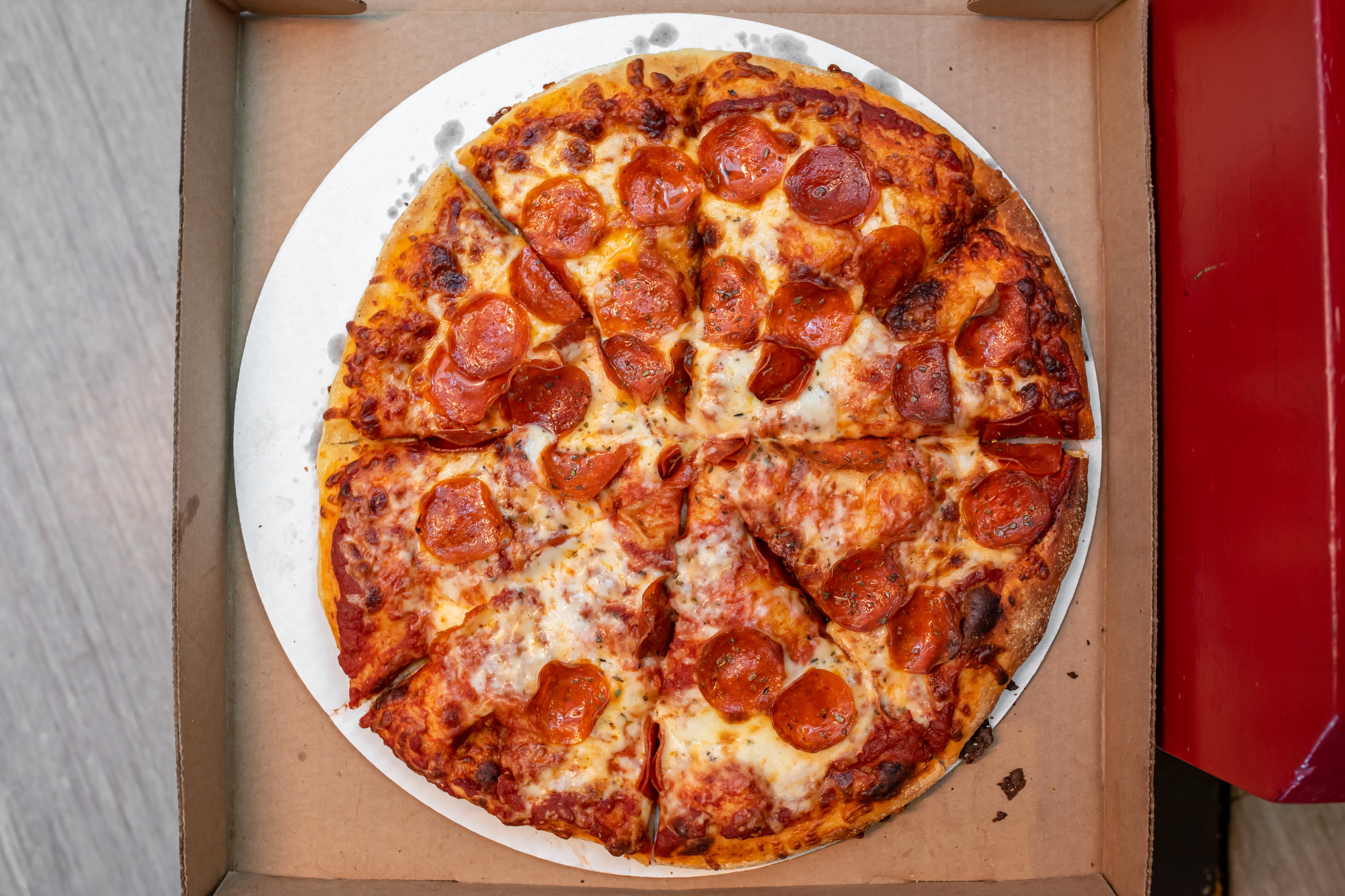 Order Pepperoni Pizza - Small food online from Jitto's Super Steak store, Portsmouth on bringmethat.com