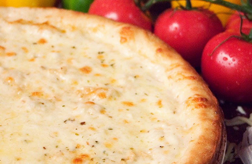 Order APB Alfredo Pizza - 14" food online from NYPD Pizza store, Orlando on bringmethat.com