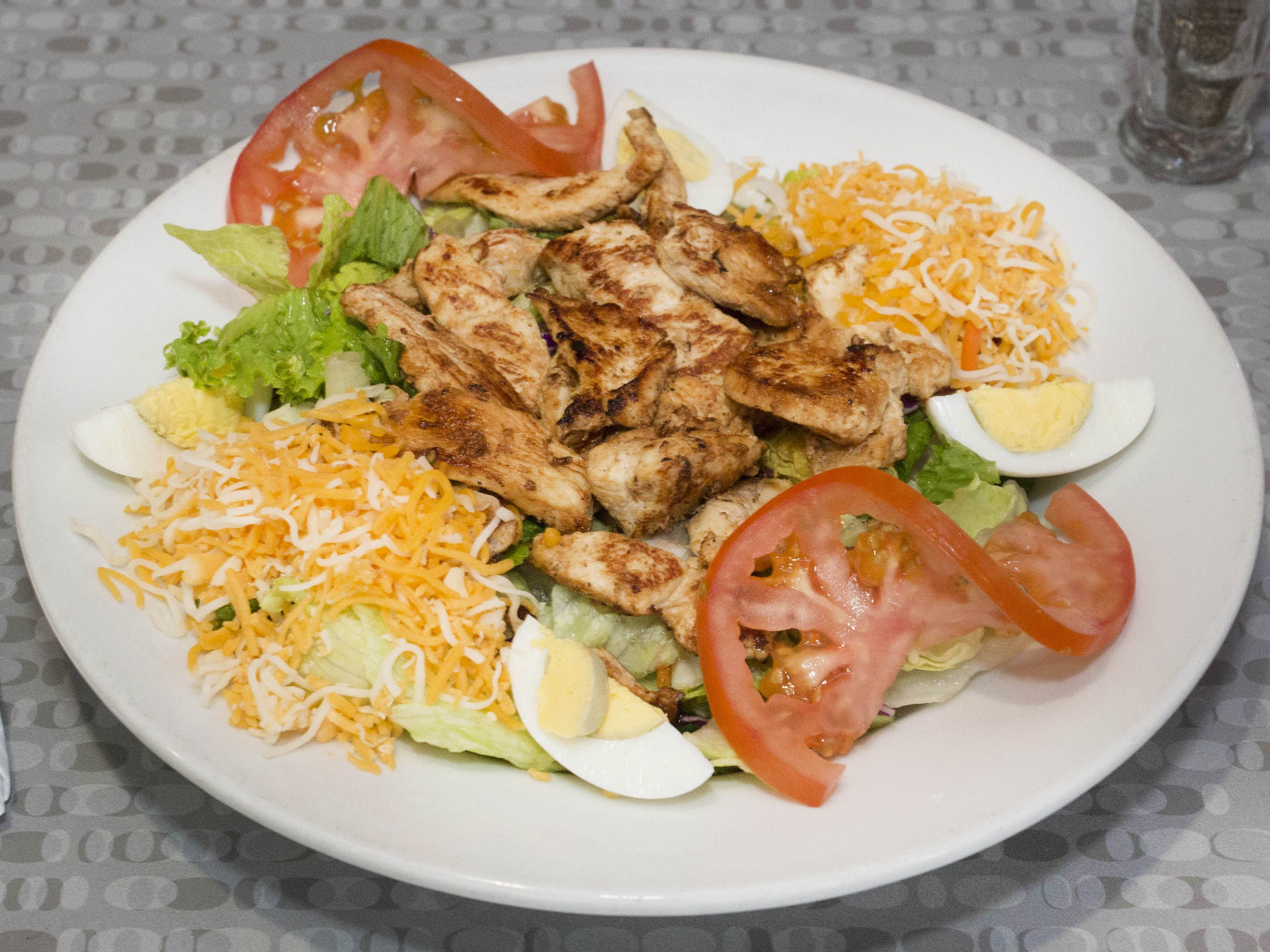 Order Grilled Chicken Salad food online from Mr. D's Diner store, La Verne on bringmethat.com