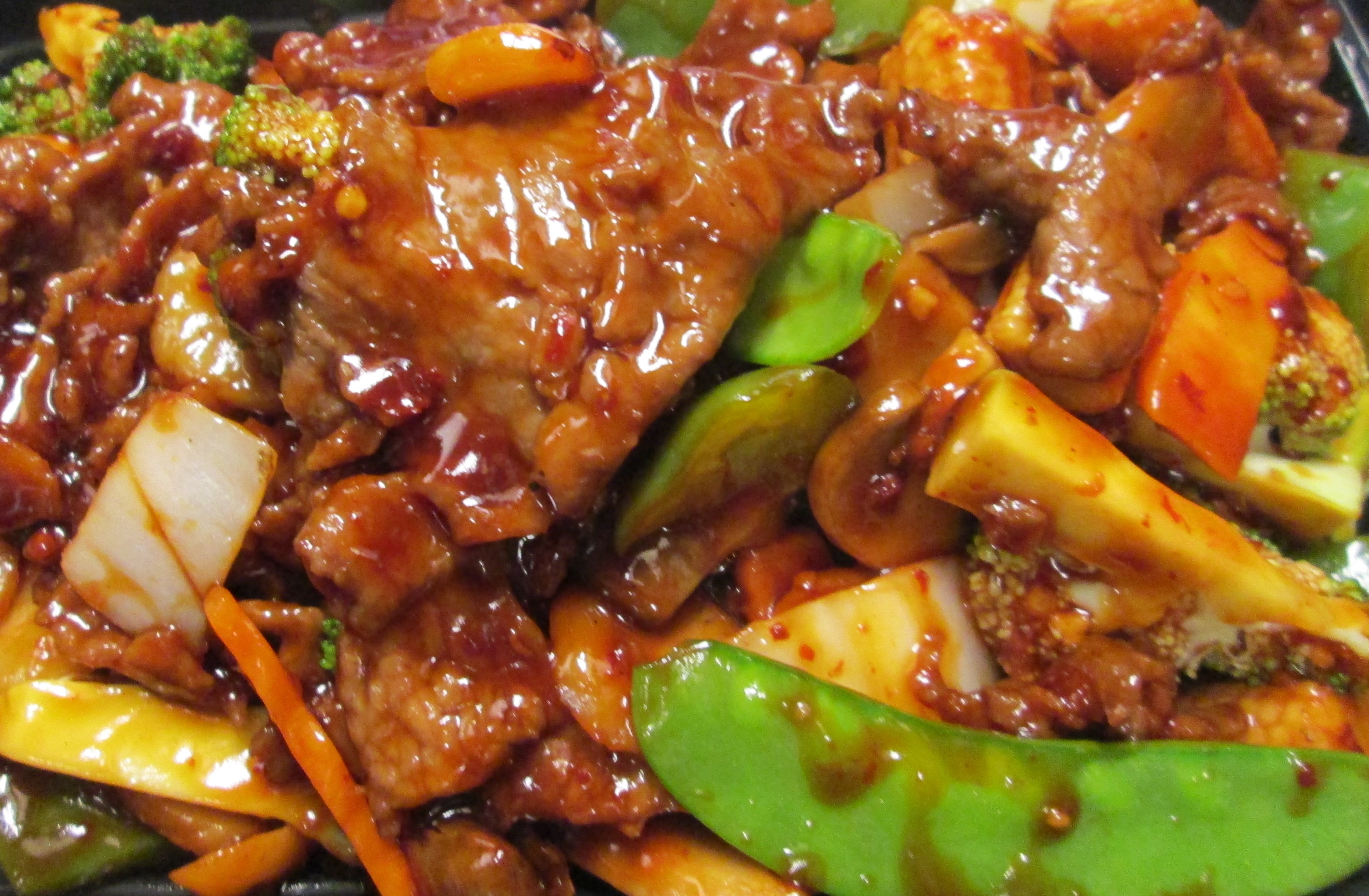 Order 112. Beef with Garlic Sauce food online from New 888 kitchen store, Maspeth on bringmethat.com