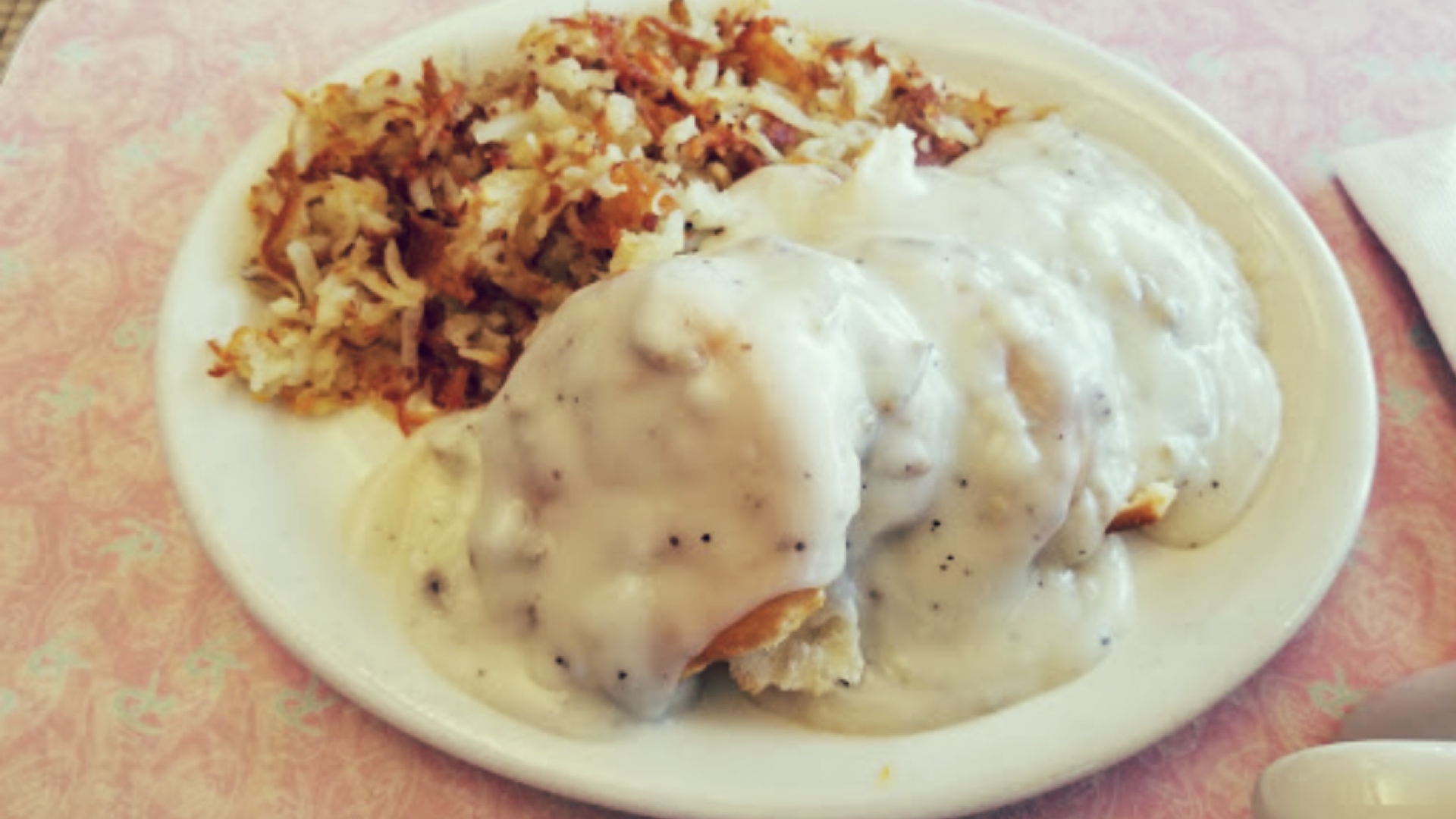 Order Fresh Hot Biscuits and Gravy food online from Rosies Diner store, Aurora on bringmethat.com