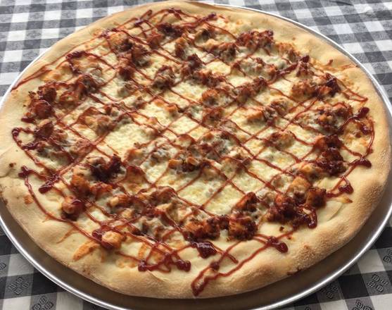 Order BBQ Chicken Pizza  food online from Divano's Pizzeria store, Town of Garner on bringmethat.com