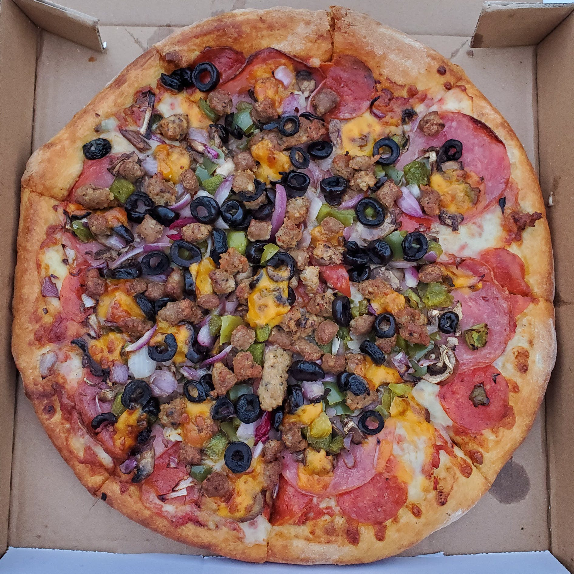 Order Megatopper Pizza - Personal 7'' (4 Slices) food online from Crispy Crust store, Los Angeles on bringmethat.com
