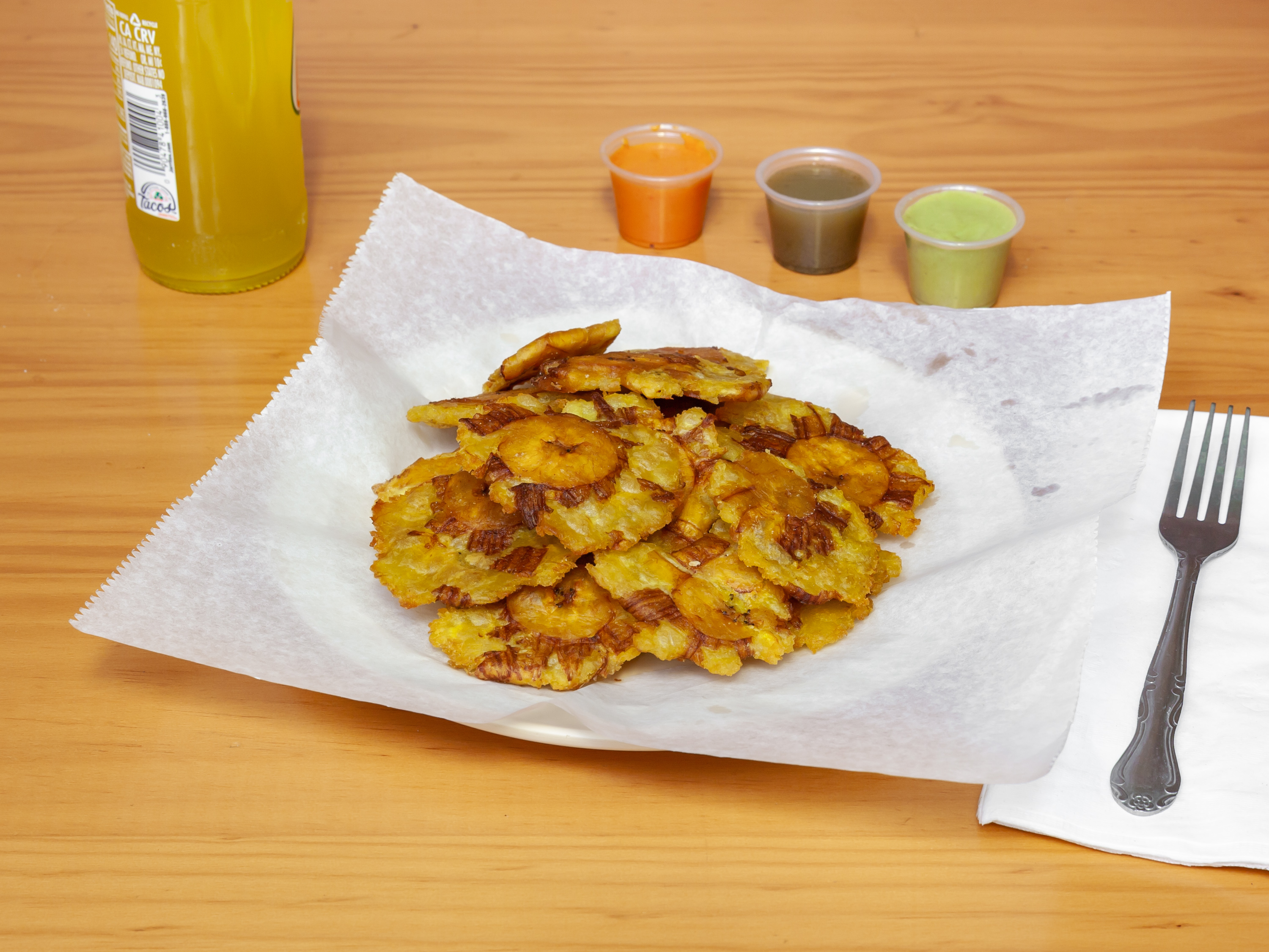 Order Tostones food online from Rosaisela Tacos Y Mas store, Chicago on bringmethat.com