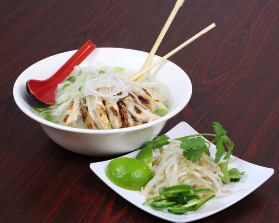 Order Pho Chicken food online from Rico Casa store, Shoemakersville on bringmethat.com
