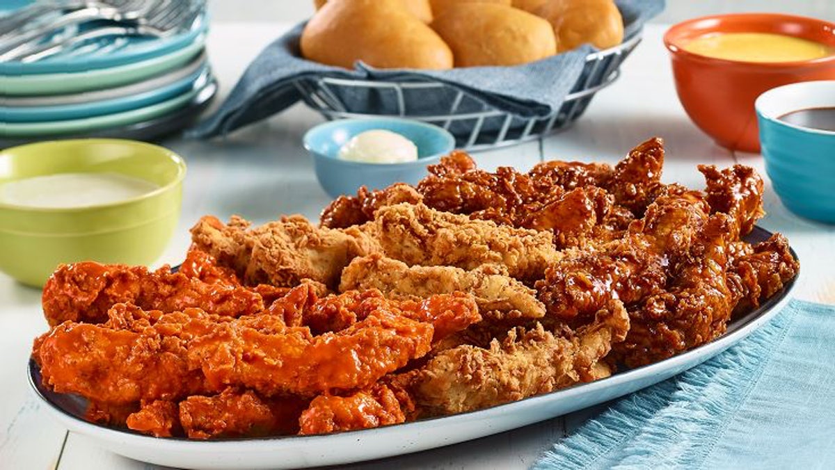 Order Chicken Tenders Combo Platter food online from O'charley store, Mount Juliet on bringmethat.com