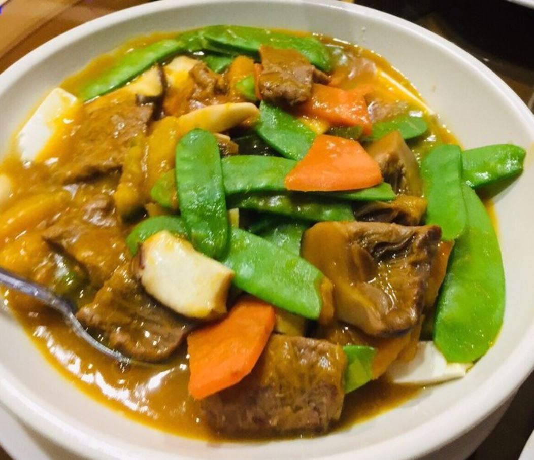 Order S4. Beef Squash Pumpkin with Soft Tofu food online from Chef Kenny's Asian Vegan store, Las Vegas on bringmethat.com