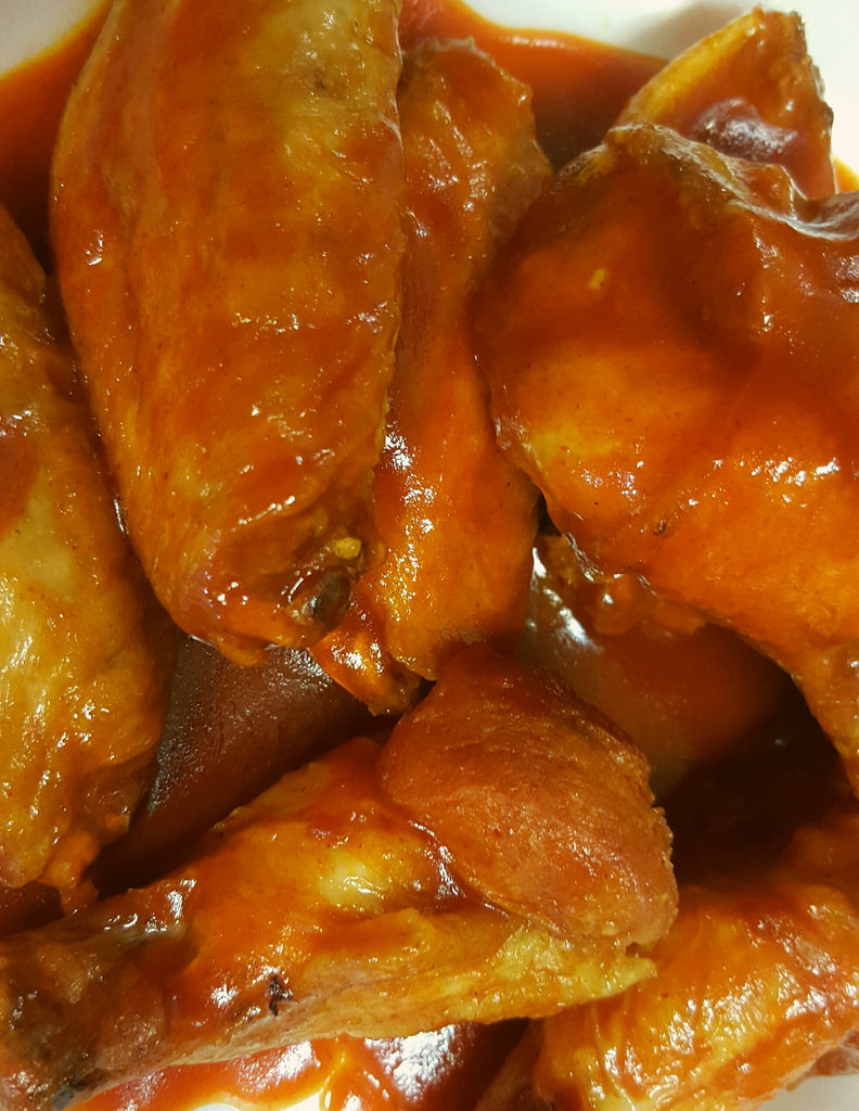 Order Hot Wings food online from China Wok Express store, St. Louis on bringmethat.com