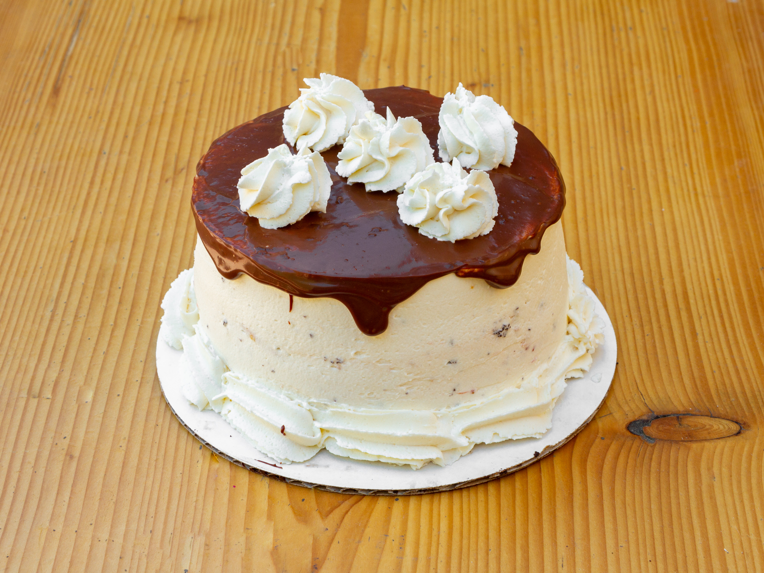 Order Bubulubu Cake food online from Dolce Pastello store, Tucson on bringmethat.com