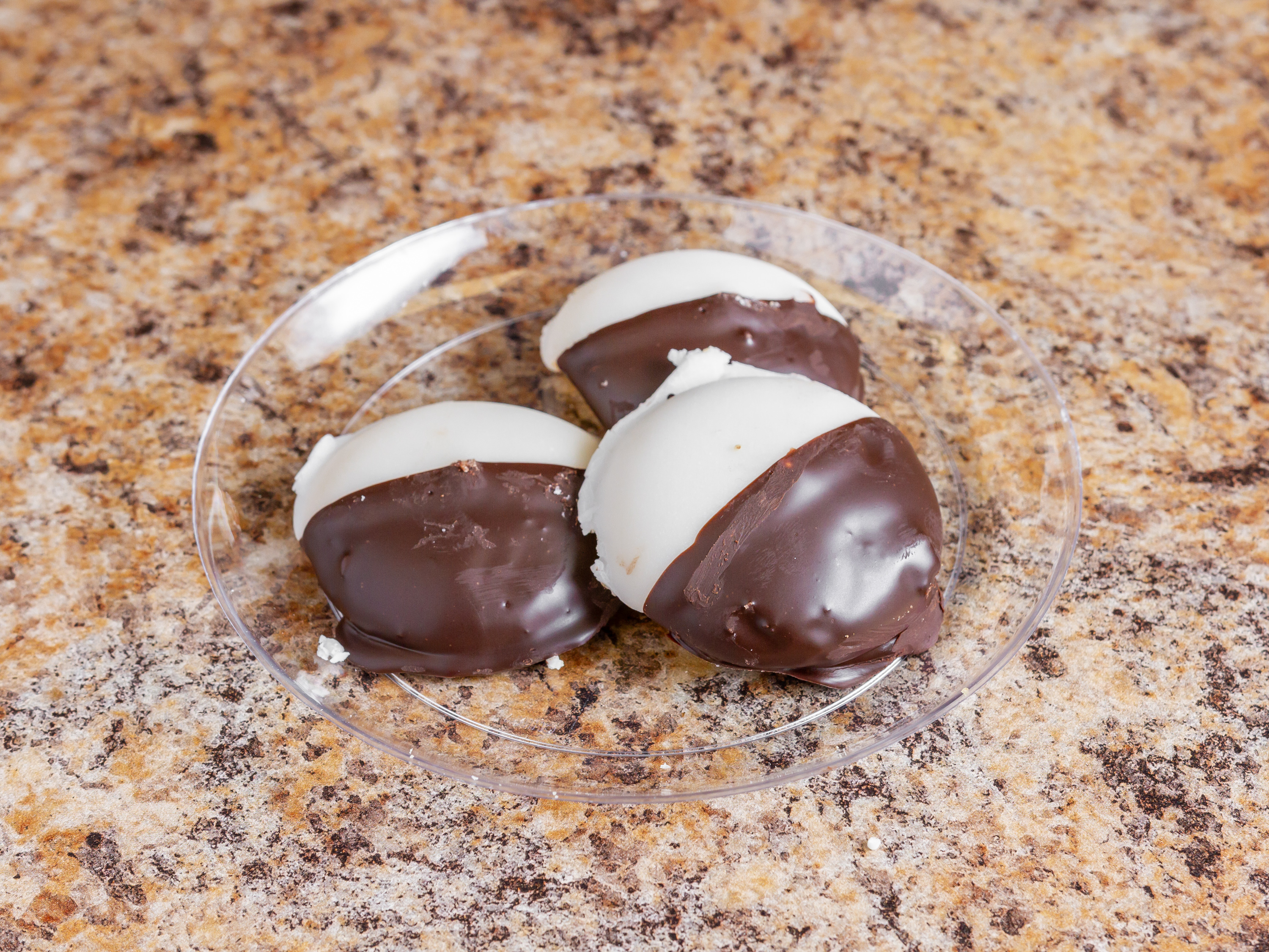 Order 1 lb. Black and Whites Cookies food online from Pariser Bakery store, Baltimore on bringmethat.com