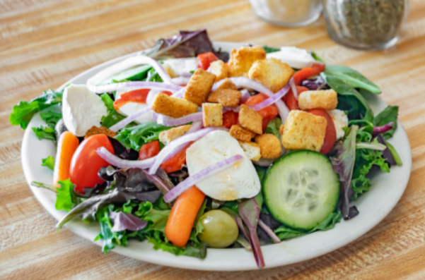 Order House Salad food online from Pizza & Sandwich Barn store, Caldwell on bringmethat.com