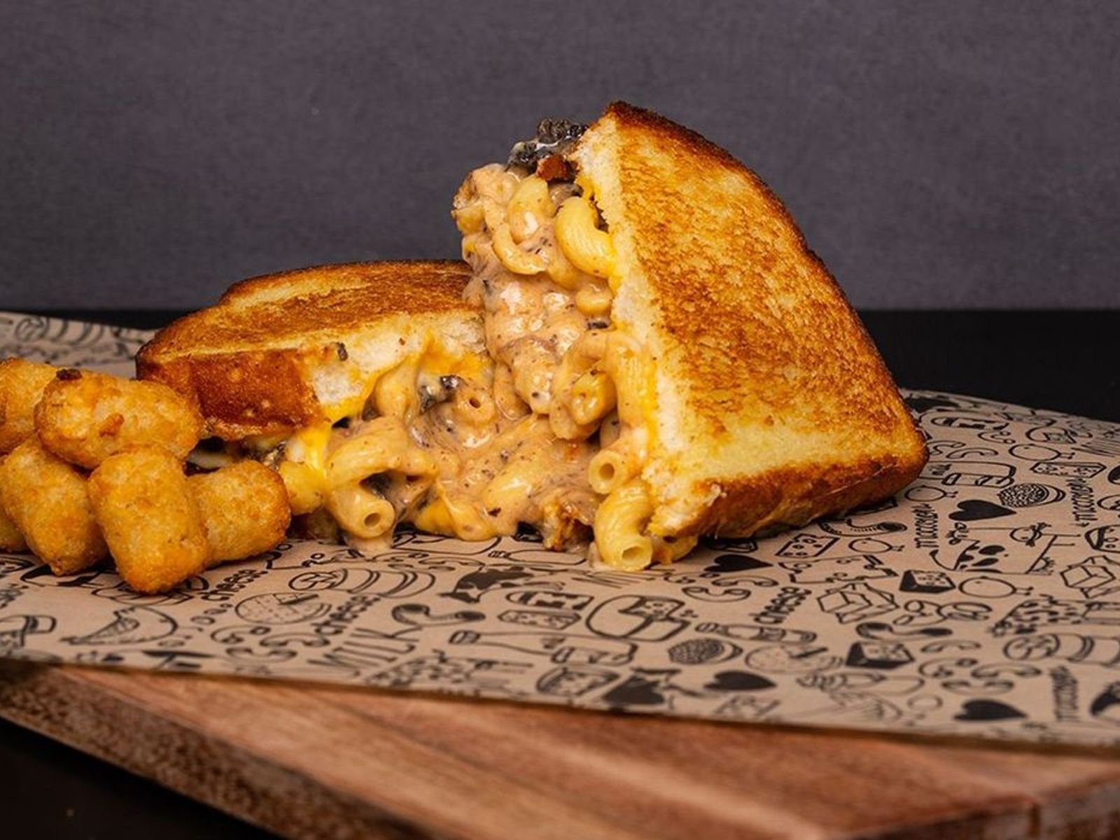 Order Best Of Both Worlds Grilled Cheese food online from I Heart Mac & Cheese store, Deer Park on bringmethat.com