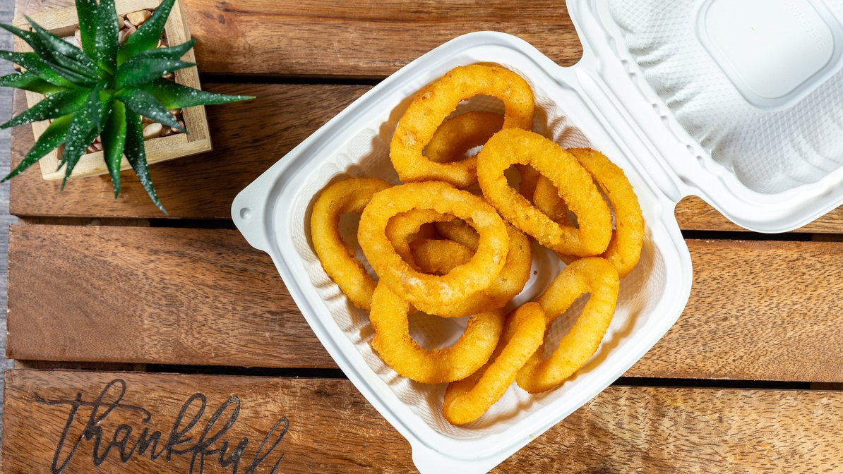 Order Fried Onion Ring food online from Flaming Grill & Cajun store, Oxon Hill on bringmethat.com