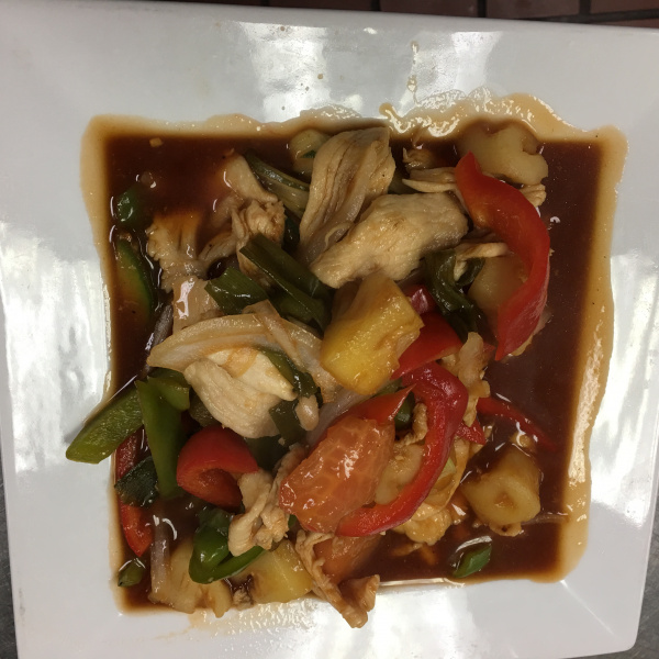 Order 32. Sweet and Sour (Thai Style)  food online from My Thai Place Restaurant store, Brambleton on bringmethat.com
