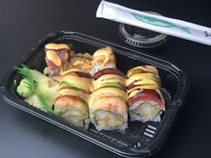 Order 447 Larchmont Roll food online from Asuka Sushi Japanese Cuisine store, Mt Laurel Township on bringmethat.com