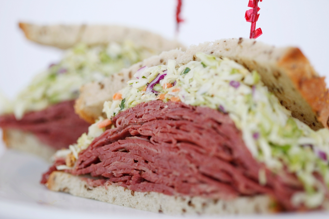 Order Hot Corned Beef Sandwich food online from Factors Famous Deli store, Los Angeles on bringmethat.com