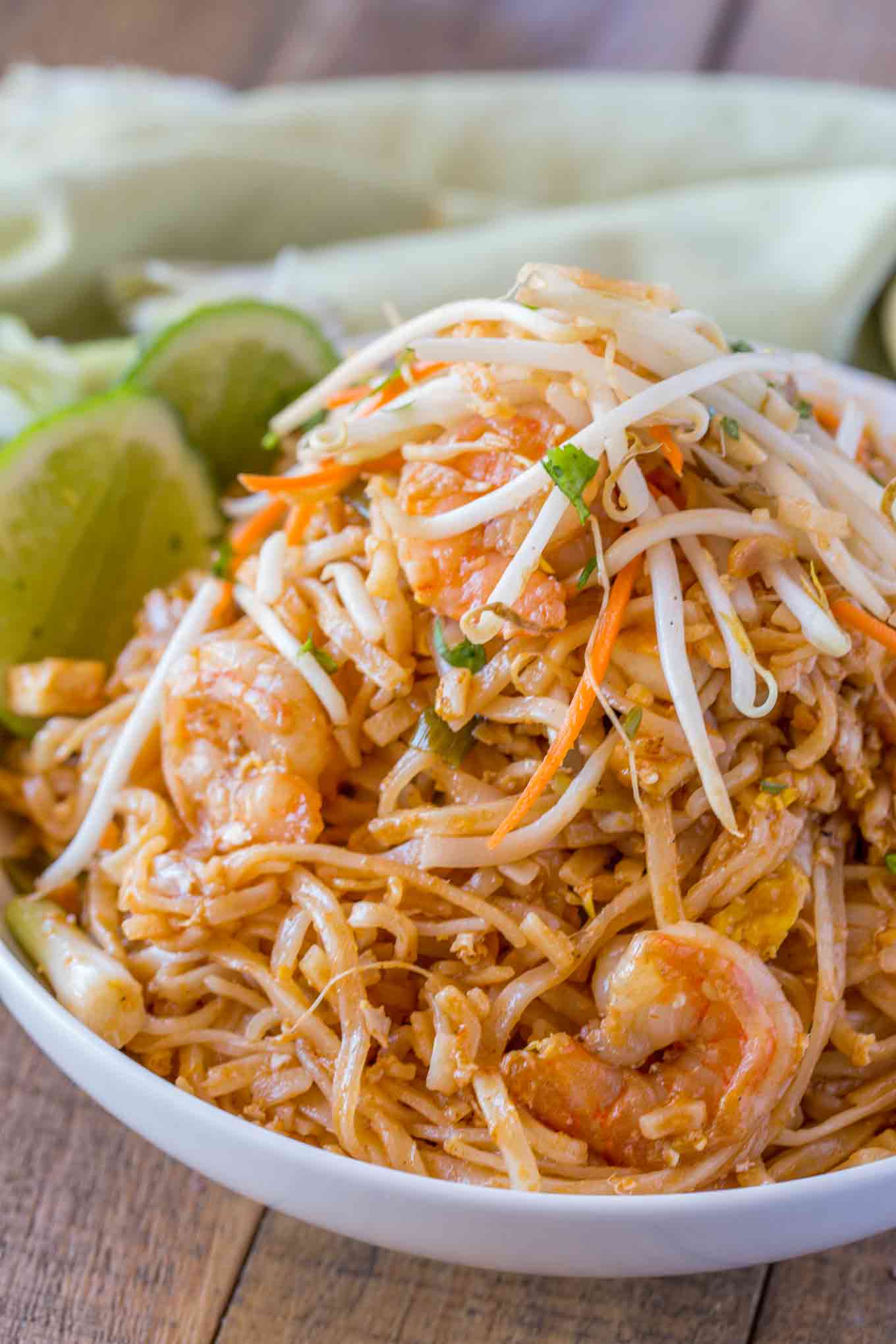 Order N5. Pad Thai food online from Jasmine Chinese & Asian Cafe store, Lone Tree on bringmethat.com