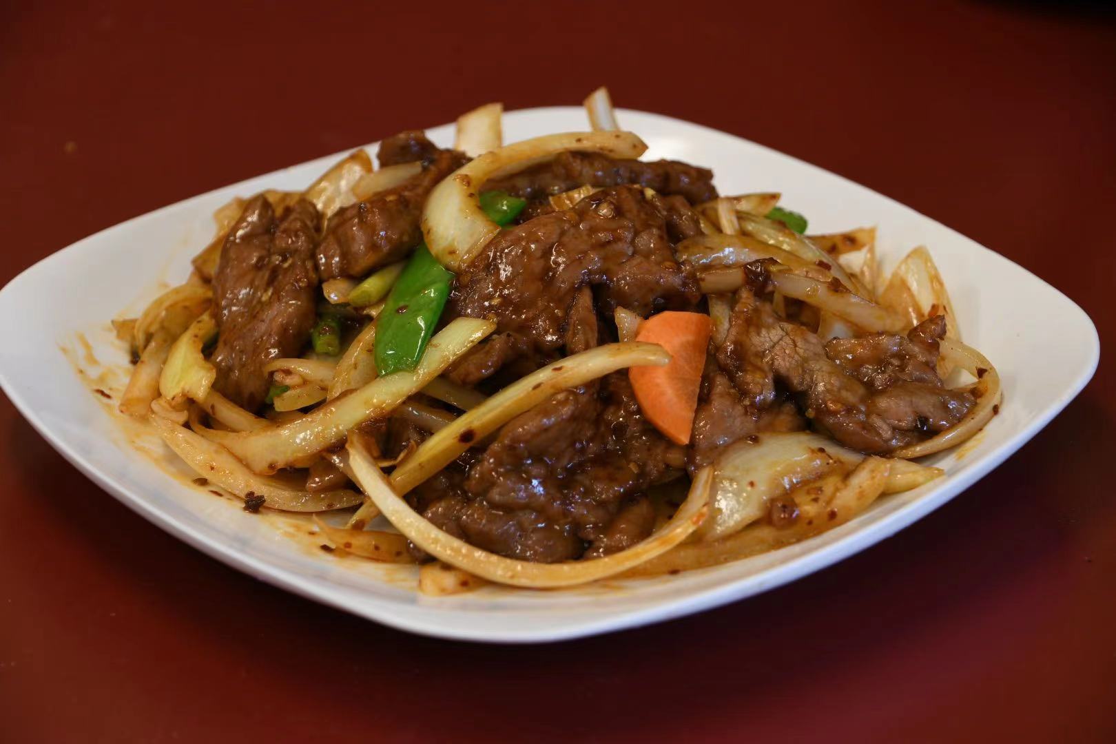 Order Mongolian Beef food online from Little kitchen store, Chicago on bringmethat.com