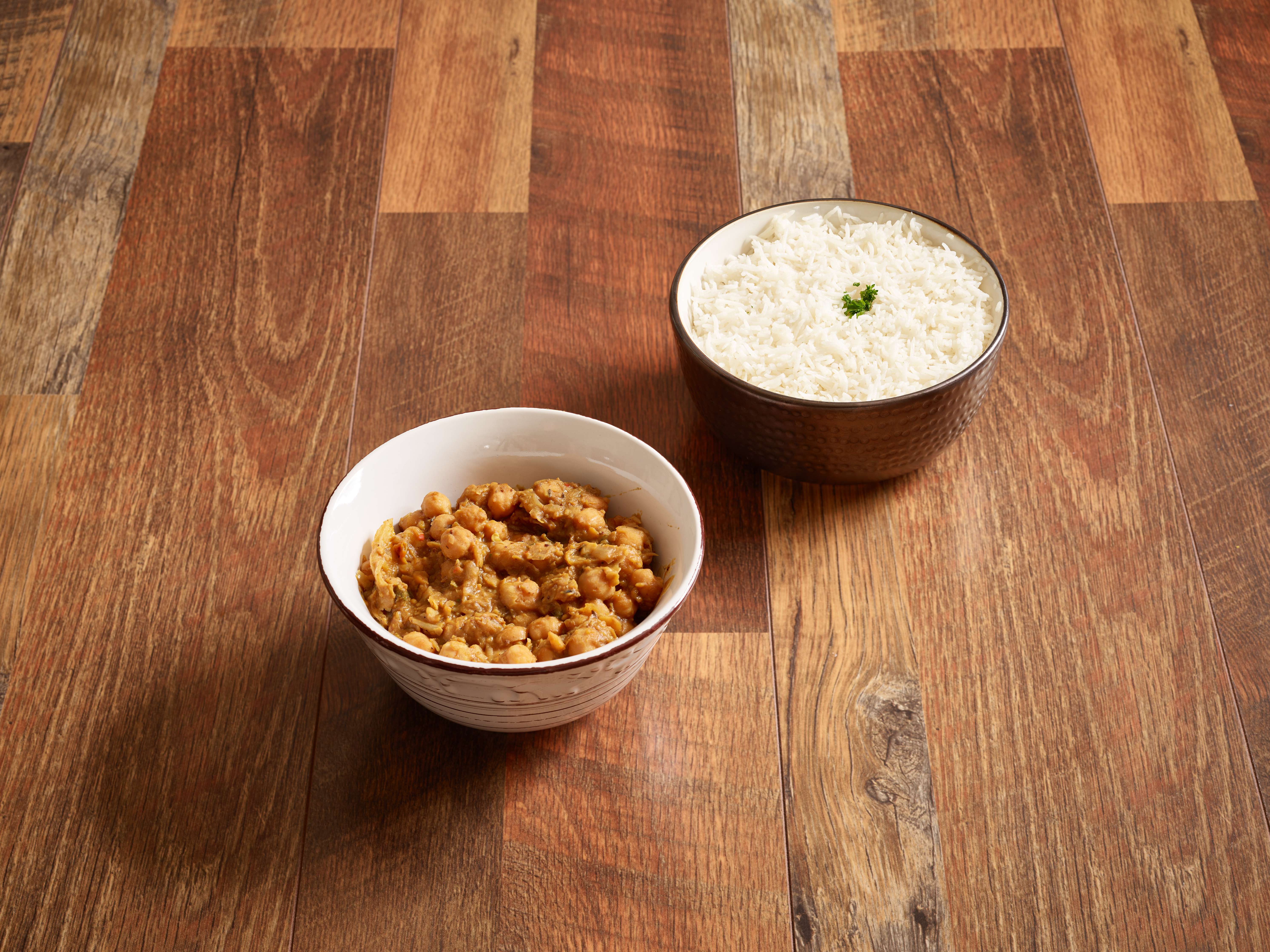Order Chana Masala food online from Taste of India store, Amherst on bringmethat.com