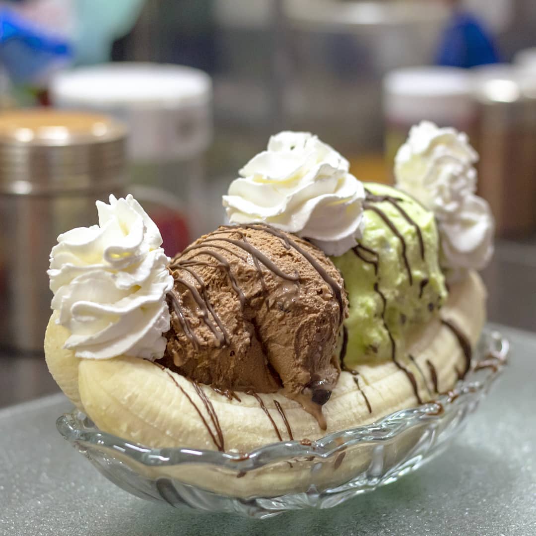 Order Double Banana Split food online from Dolce Gelato store, Hot Springs National Park on bringmethat.com
