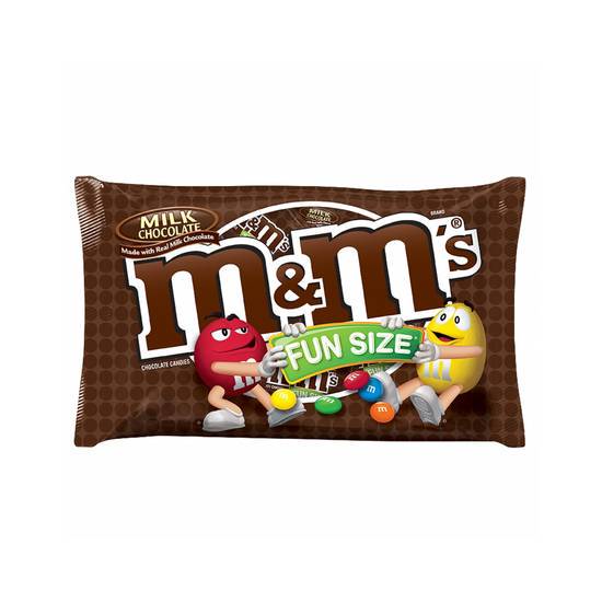 Order M&M's Milk Chocolate Sharing Size food online from Pink Dot store, Santa Clara on bringmethat.com