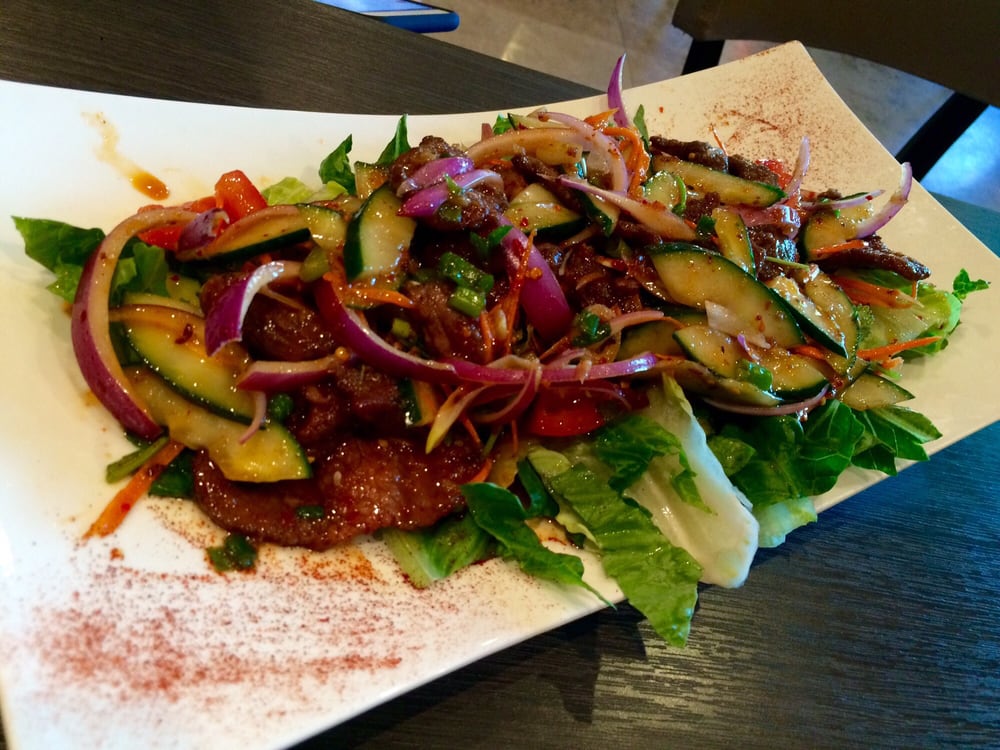 Order Beef Salad food online from Amazing Thai Restaurant store, North Las Vegas on bringmethat.com
