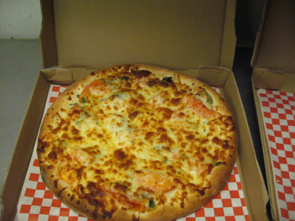 Order Margherita Pizza food online from Papas Pizza store, San Diego on bringmethat.com