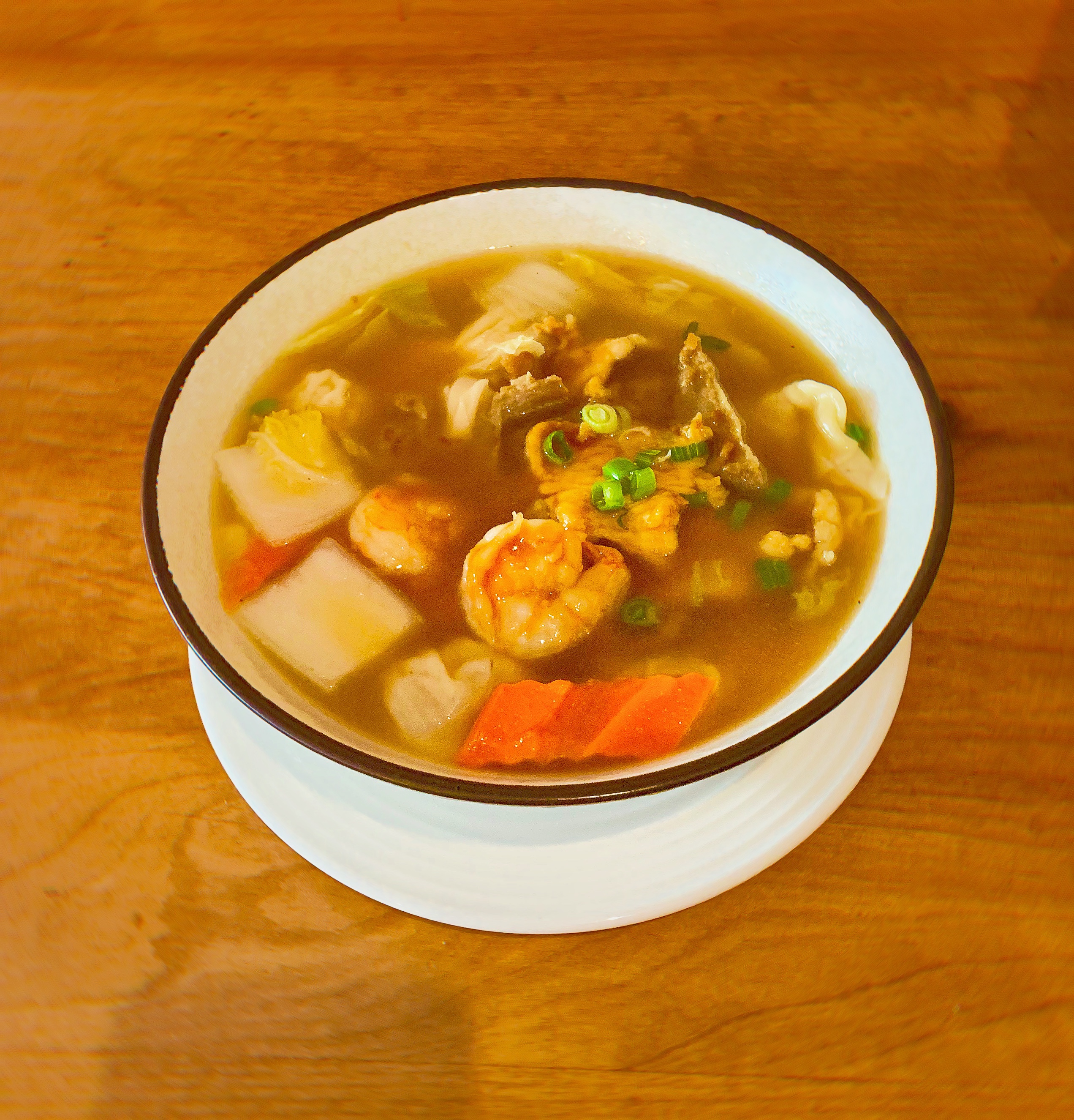 Order C6. Wor Wonton Soup food online from Mandarin House Sf store, San Francisco on bringmethat.com
