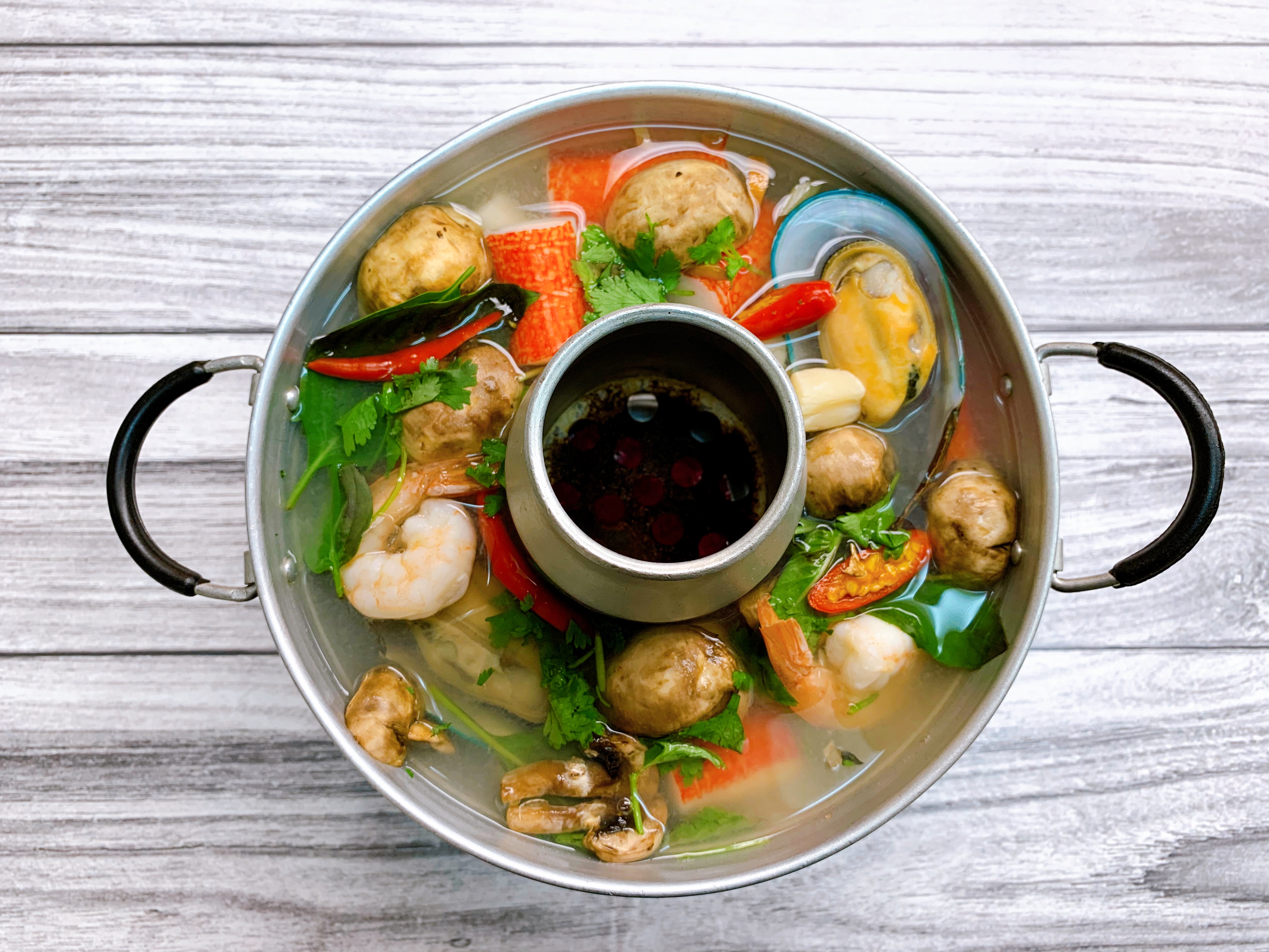 Order S8. Large Gulf of Siam Soup food online from S!!! Thai Food store, Temecula on bringmethat.com