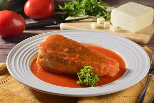 Order Beef Chile Relleno food online from Plaza Azteca store, Bethesda on bringmethat.com